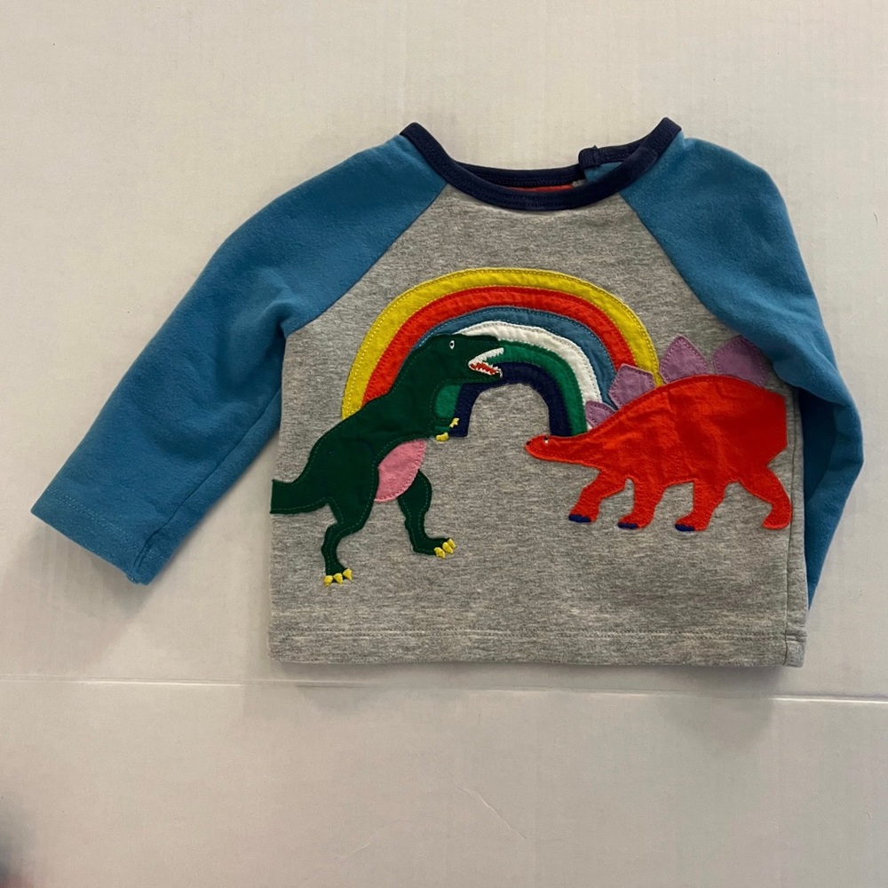 NWT BABY BODEN rainbow dinosaur kids shirt. Size 3-6 months